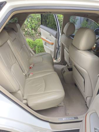 2005 Lexus RX 330 Base All-wheel Drive Automatic — photo 11