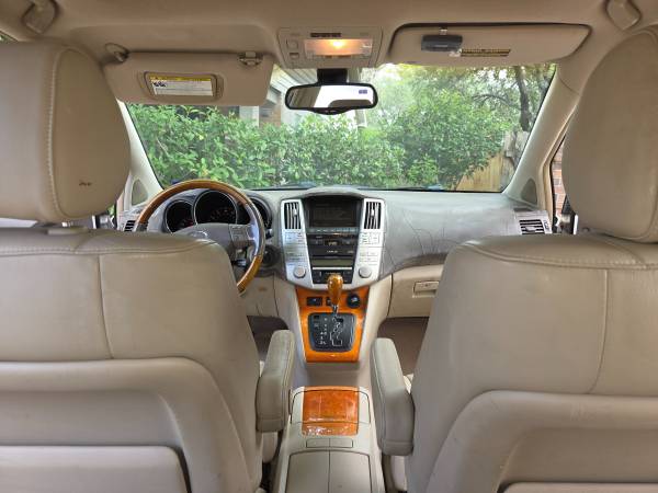 2005 Lexus RX 330 Base All-wheel Drive Automatic — photo 3