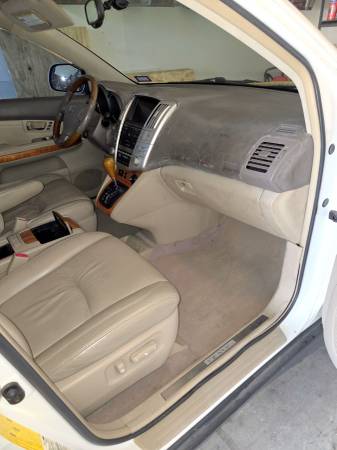 2005 Lexus RX 330 Base All-wheel Drive Automatic — photo 9