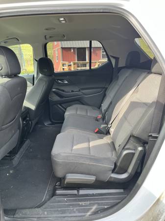 2019 Chevrolet Traverse LS Front-wheel Drive Automatic — photo 6