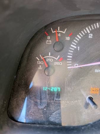 1999 Dodge RAM 2500 ST 4x2 Quad Cab 138.7 in. WB Manual — photo 7