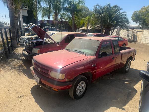 1994 Mazda B2300 SE 2dr Standard Cab SB — photo 1