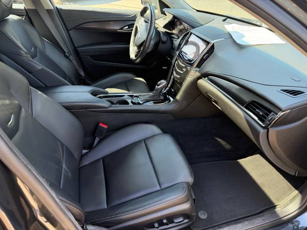 2017 Cadillac ATS V Base 4dr Rear-wheel Drive Sedan Automatic — photo 10