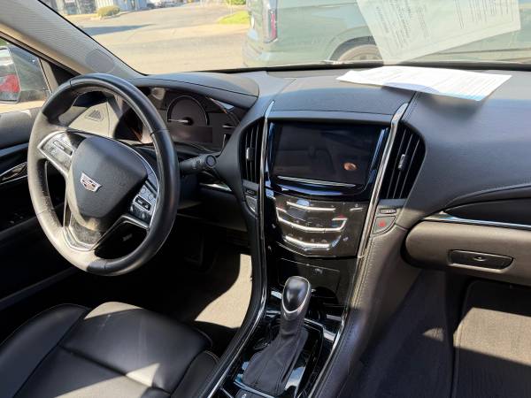 2017 Cadillac ATS V Base 4dr Rear-wheel Drive Sedan Automatic — photo 12