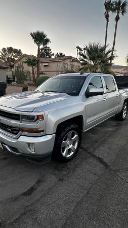 2018 Chevrolet Silverado 1500 Silverado Custom 4x4 Crew Cab 5.75 ft. box 143.5 in. WB Automatic — photo 2