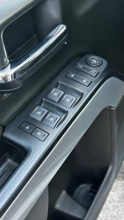 2018 Chevrolet Silverado 1500 Silverado Custom 4x4 Crew Cab 5.75 ft. box 143.5 in. WB Automatic — photo 7