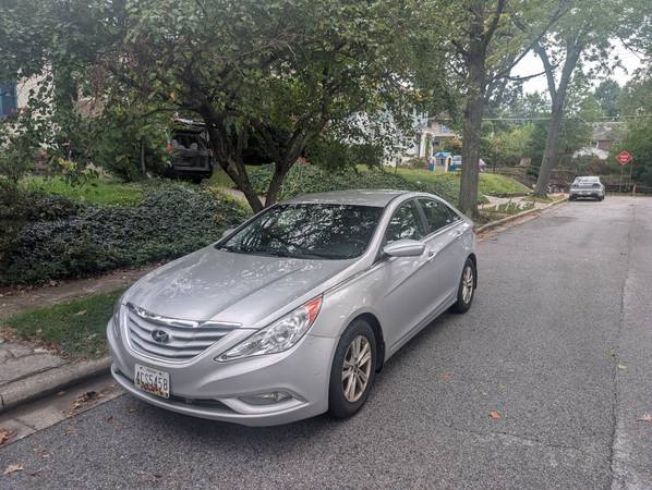 2013 Hyundai Sonata SE — photo 1