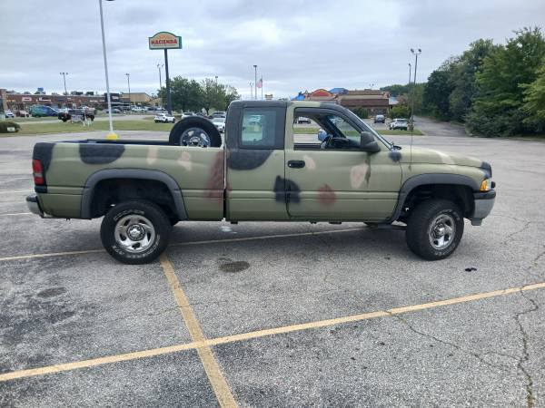 1996 Dodge RAM 1500 Laramie SLT — photo 2
