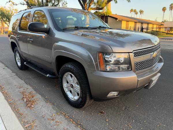 2011 Chevrolet Tahoe LTZ 4x2 Automatic — photo 2