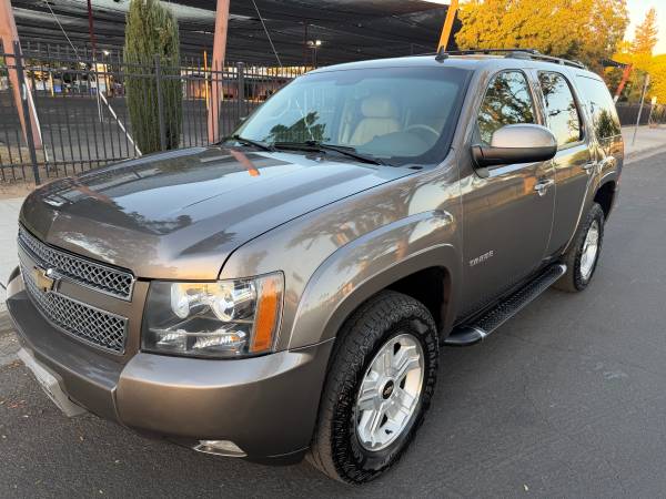2011 Chevrolet Tahoe LTZ 4x2 Automatic — photo 8