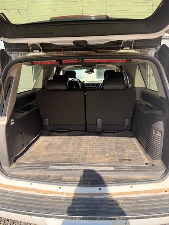 2007 GMC Yukon XL 1500 Denali All-wheel Drive Automatic — photo 3