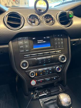 2017 Ford Mustang GT 2dr Fastback Manual — photo 8