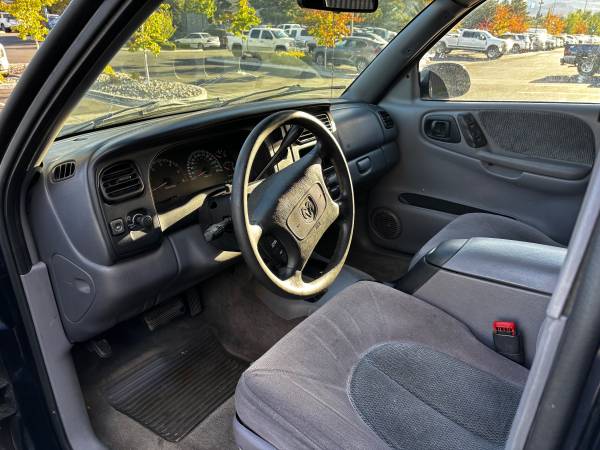 1998 Dodge Durango SLT 4dr 4WD SUV — photo 8