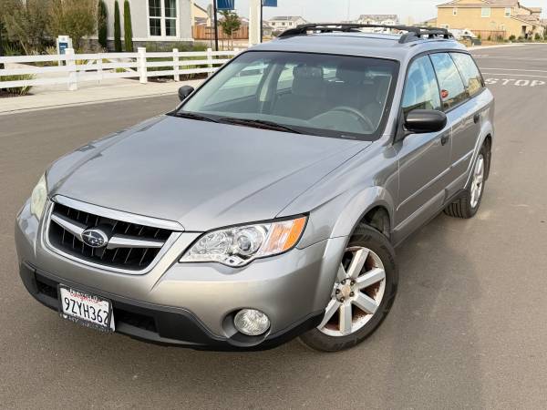 2008 Subaru Outback Base — photo 2