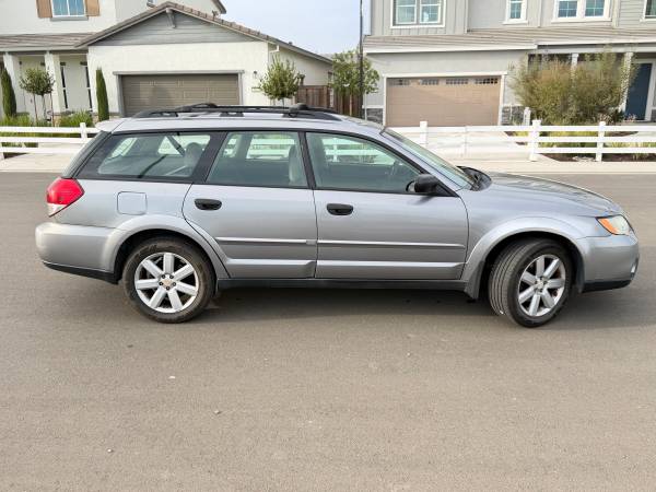 2008 Subaru Outback Base — photo 8