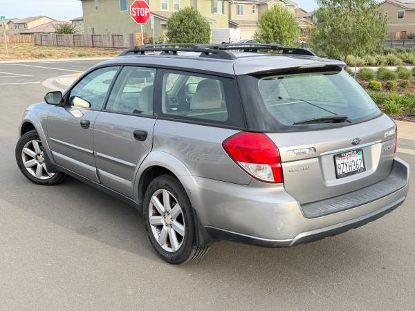 2008 Subaru Outback Base — photo 9