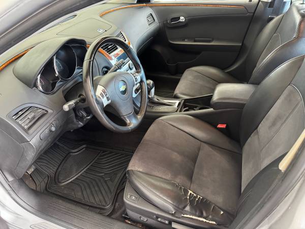 2012 Chevrolet Malibu LS 4dr Sedan Automatic — photo 3