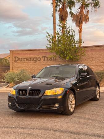 2011 BMW 328i — photo 2