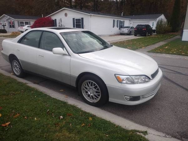 2000 Lexus ES 300 Base 4dr Sedan Automatic — photo 4