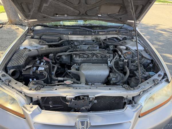 1998 Honda Accord EX V6 2dr Coupe — photo 12