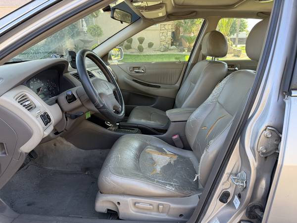 1998 Honda Accord EX V6 2dr Coupe — photo 7