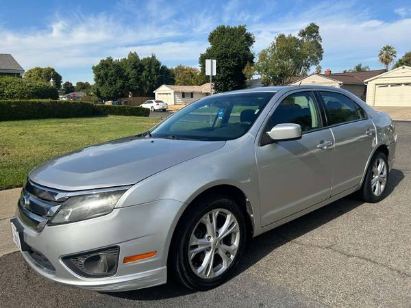2012 Ford Fusion S 4dr Front-wheel Drive Sedan Manual — photo 2