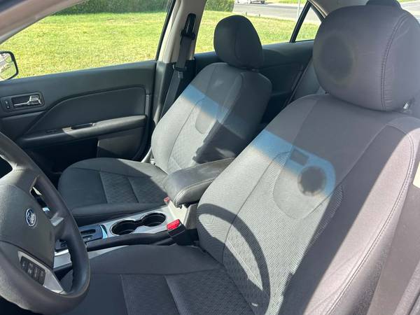 2012 Ford Fusion S 4dr Front-wheel Drive Sedan Manual — photo 5
