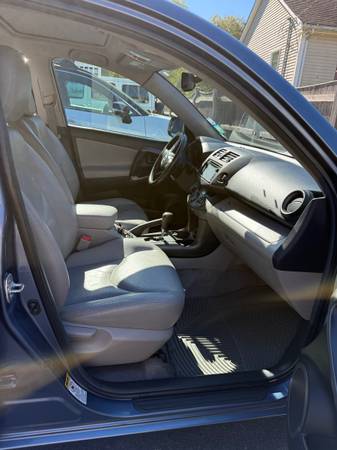2012 Toyota Rav4 Limited V6 4dr Front-wheel Drive Automatic — photo 7