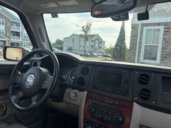 2007 Jeep Commander Sport 4dr 4x2 Automatic — photo 5