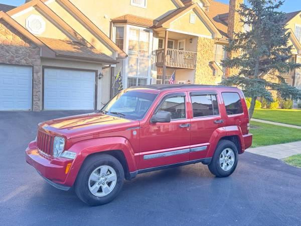 2010 Jeep Liberty Sport 4dr 4x2 Automatic — photo 1