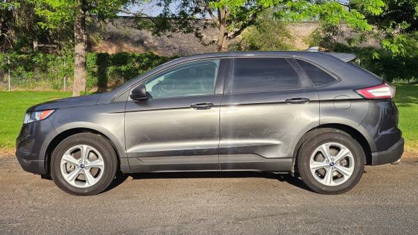 2017 Ford Edge SE 4dr All-wheel Drive Automatic — photo 3