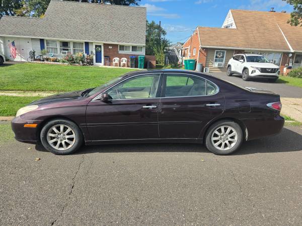 2004 Lexus ES 330 Base 4dr Sedan Automatic — photo 3