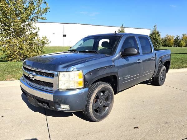 2014 Chevrolet Express 3500 DIESEL Rear-wheel Drive Cargo Van Automatic — photo 9