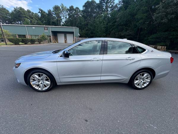 2019 Chevrolet Impala LT 4dr Sedan Automatic — photo 4