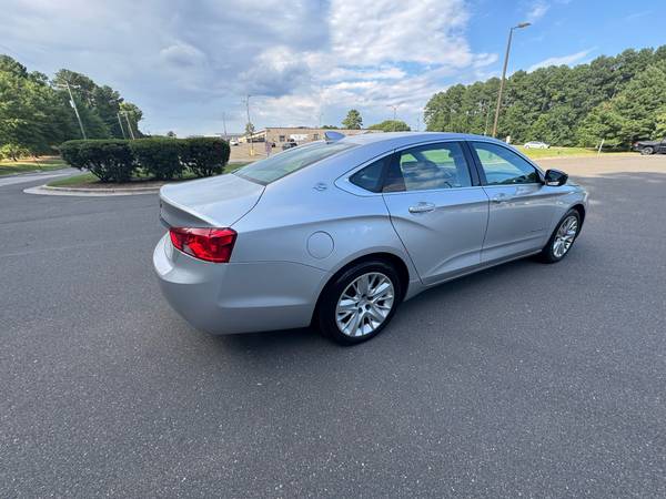 2019 Chevrolet Impala LT 4dr Sedan Automatic — photo 8