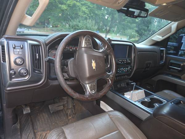 2015 Chevrolet Silverado 2500hd LTZ — photo 8