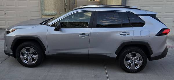 2025 Toyota Rav4 Plug IN Hybrid SE All Wheel Drive CVT — photo 1