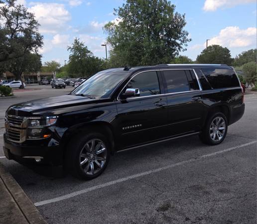2017 Chevrolet Suburban Premier — photo 1