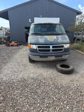 2000 Dodge RAM VAN 1500 Base — photo 4