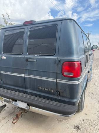2000 Dodge RAM VAN 1500 Base — photo 5