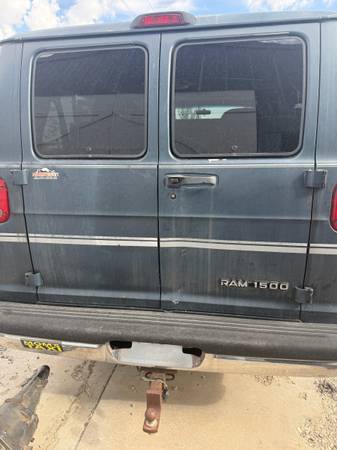 2000 Dodge RAM VAN 1500 Base — photo 7