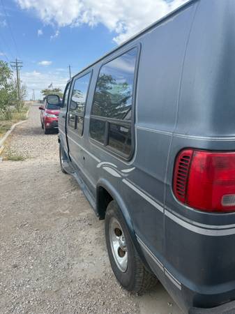2000 Dodge RAM VAN 1500 Base — photo 1