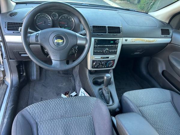 2010 Chevrolet Cobalt Base — photo 7