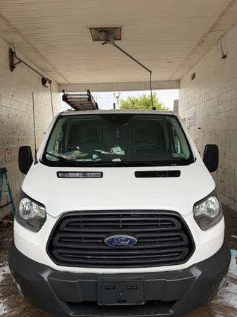 2017 Ford Transit 250 Base Low Roof Cargo Van 129.9 in. WB Automatic — photo 1