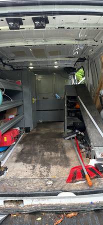 2017 Ford Transit 250 Base Low Roof Cargo Van 129.9 in. WB Automatic — photo 11