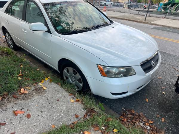 2008 Hyundai Sonata SE 4dr Sedan Manual — photo 3