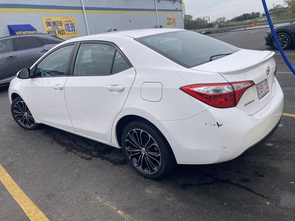 2016 Toyota Corolla S Plus — photo 3