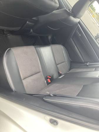 2016 Toyota Corolla S Plus — photo 5