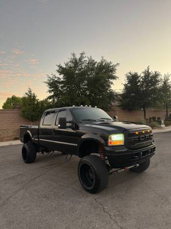 2006 Ford F 350 XL 4x4 SD Crew Cab 156 in. WB DRW Manual — photo 6