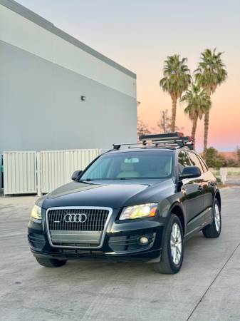 2011 Audi Q5 Premium — photo 2